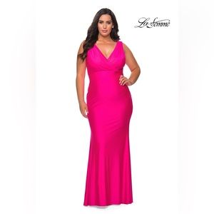 LA FEMME curve 29016 Neon Pink V neck gown size 18